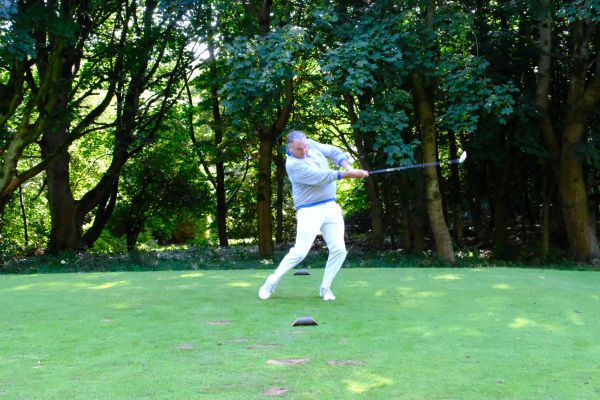 golf-131D60EF8D-F5B6-D868-F813-F3E32CA7F552.jpg