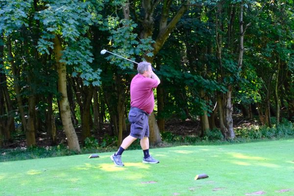 golf-49A12576D-D22A-41AA-F5C5-2AD3C179569B.jpg